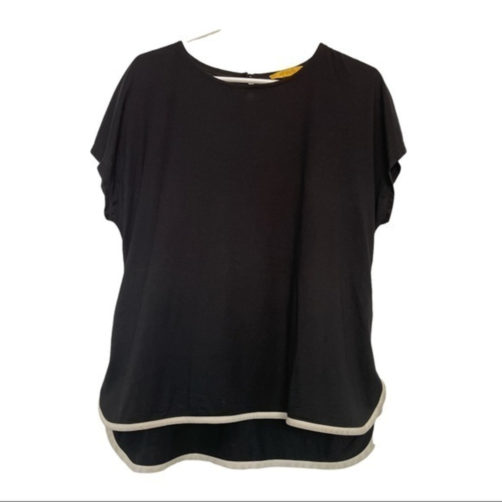 St John Black Blouse Tan Trim Size Small NWOT #0374-DS